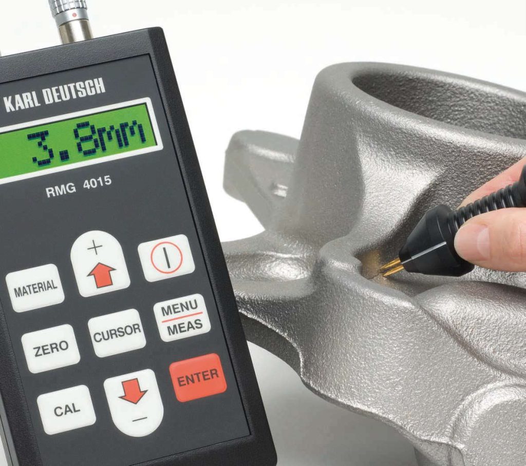 Karl DEUTSCH Crack Depth Meter RMG 4015, Īpaši precīzs mērījums, izmantojot materiāla raksturlīkni ar daudzpunktu materiāla korekciju