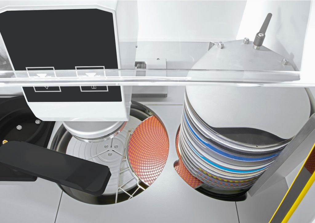 Qness (QATM) Slīpēšanas un pulēšanas robots Qpol 250 BOT gallery