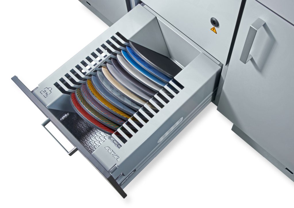 Qness (QATM) Slīpēšanas un pulēšanas robots Qpol 250 BOT gallery