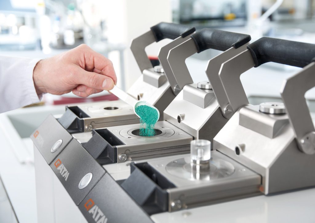 Qness (QATM) Hot Mounting Press Qpress 50 (Opal X-Press) gallery