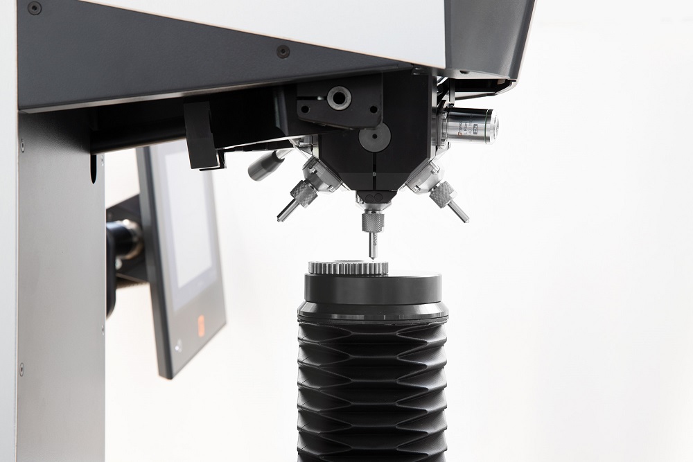 Qness (QATM) Model CS/C EVO: Ideal for small samples gallery